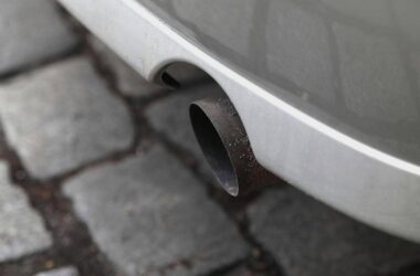 EU-Kommission will Klimaziele für Autobauer lockern