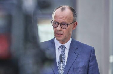 Insa: Union büßt ein - Linke ziehen mit Grünen gleich
