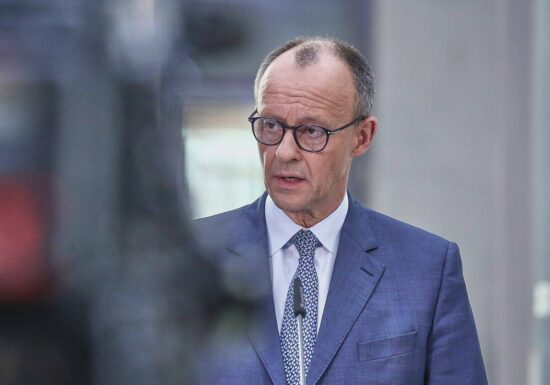 Insa: Union büßt ein - Linke ziehen mit Grünen gleich