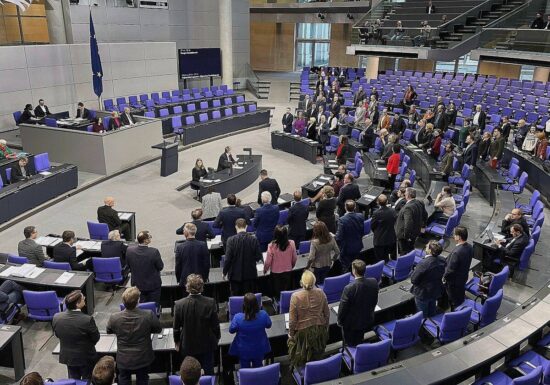 SPD lehnt getrennte Abstimmungen über Finanzpaket ab