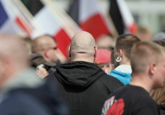 Sicherheitsbehörden nehmen Neonazi-Jugendgruppen ins Visier