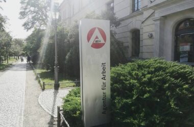 "Frühjahrsbelebung" am Arbeitsmarkt fällt verhalten aus