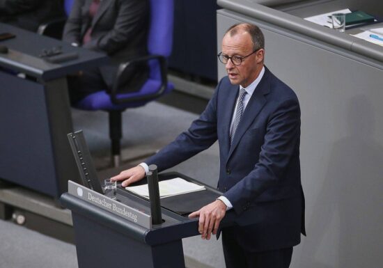 Merz verteidigt geplante Verfassungsänderungen