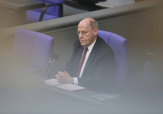 Gysi verteidigt Rede gegen Kritik