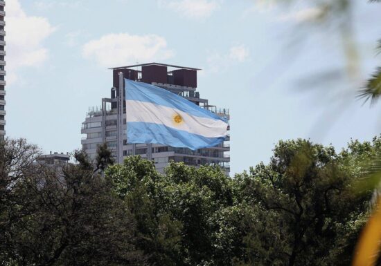 Festnahmen und Schwerverletzte bei Rentendemos in Argentinien