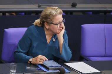 Schulze will Entwicklungsministerin bleiben