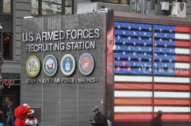 Bundesregierung rechnet nicht mit Nato-Austritt der USA