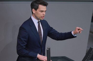 CDU-Abgeordneter warnt vor "veritabler Staatskrise"