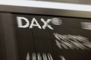 Dax am Mittag weiter im Minus - Investoren bleiben vorsichtig