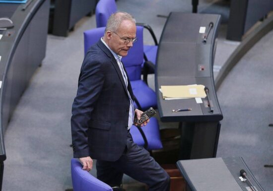 SPD-Generalsekretär widerspricht Spahn beim Umgang mit AfD