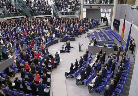 AfD kritisiert Streichung der Bundestagssitzungswoche