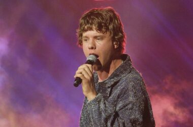 Jazeek weiter an Spitze der Album-Charts - Zartmann auf Platz zwei
