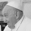 Papst-Trauerfeier beendet - Beisetzung ohne Öffentlichkeit