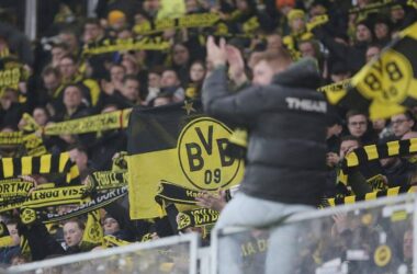 1. Bundesliga: Bayern und BVB unentschieden
