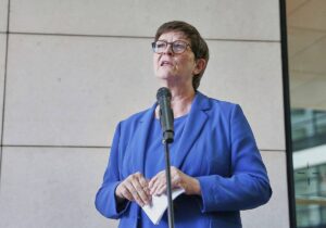 Koalitionsvertrag: Esken kritisiert Kulturkampf nach US-Vorbild