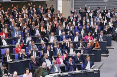 CDU und SPD warnen vor AfD im Parlamentarischen Kontrollgremium