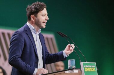 Banaszak wirft Union und SPD Planlosigkeit vor