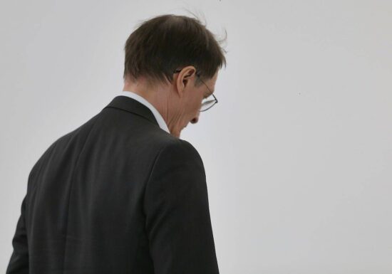 Lauterbach bedauert Machtverlust