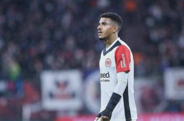 1. Bundesliga: Frankfurt überrollt schwaches Leipzig in Überzahl