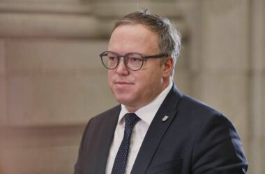 Thüringer Ministerpräsident fordert Ostdeutsche im Kabinett