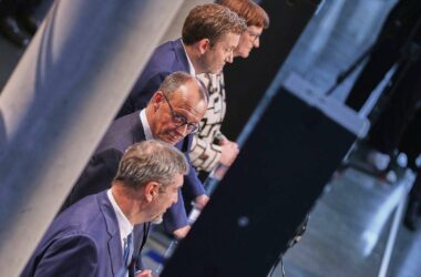 Neubaur: "Union und SPD verhalten sich wie die letzte Generation"