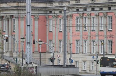 Finanzminister: Brandenburg muss eine Milliarde Euro sparen
