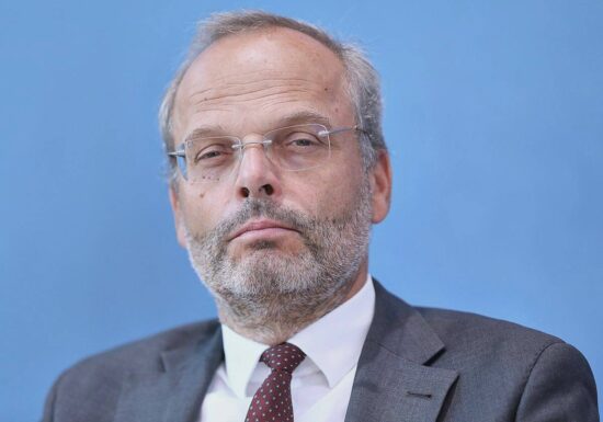 Klein warnt vor Normalisierung judenfeindlicher Gewalt