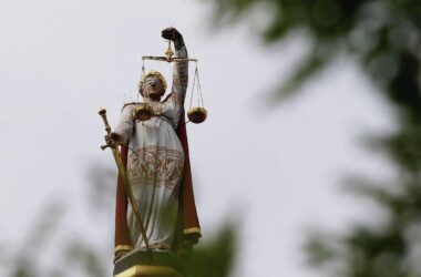 Verfahren zu NS-Verbrechen nach Tod des Angeklagten eingestellt