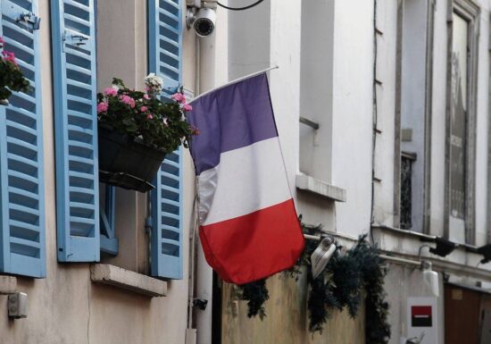 Proteste in Paris: Le Pen-Anhänger und Gegner auf den Straßen
