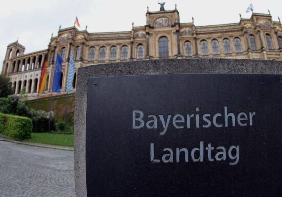 Gespräch im Ministerium zu Affäre um Würzburger Geschichts-Lehrstuhl