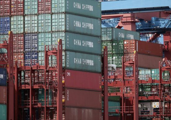 SPD sieht Chinas Taiwan-Manöver als "Gift für Weltwirtschaft"