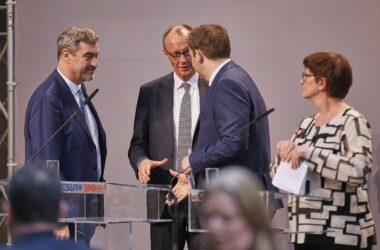 Woidke "sehr zufrieden" mit Koalitionsvertrag