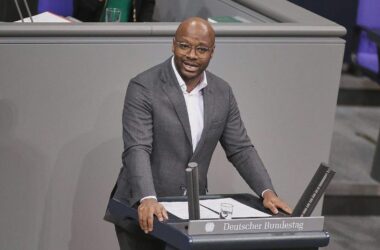Breite Ablehnung gegen Abschaffung eines kirchlichen Feiertags