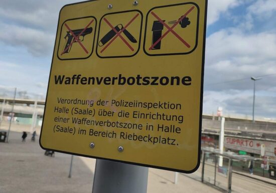 Kriminalbeamte fordern Ausweitung von Waffenverbotszonen