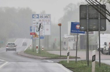 Zurückweisungen an Grenzen stoßen auf Kritik und Unterstützung