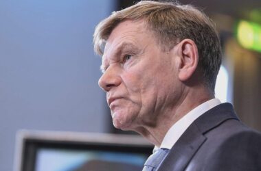 Künftiger Außenminister trifft erste Personalentscheidungen