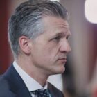 Frei setzt zunächst auf verschärfte Grenzkontrollen