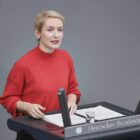 Linken-Chefin nennt AfD "Faschisten" - und bekommt Rüffel