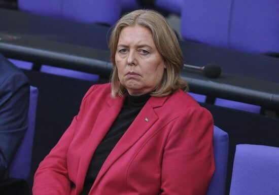 DGB und Paus kritisieren Arbeitsministerin