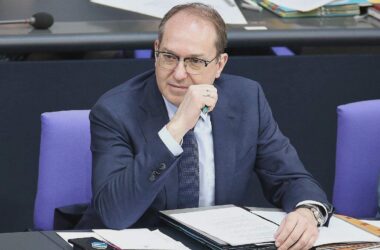 Dobrindt stoppt Familiennachzug von Migranten ohne Asylstatus