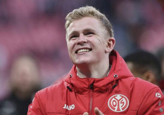 1. Bundesliga: Mainz trotzt Frankfurt dank Burkardt Punkt ab