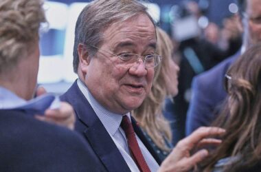 Laschet sieht Trump "unter Erfolgsdruck"