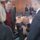 Lobbyverband "Bund der Steuerzahler" kritisiert Minister-Pensionen