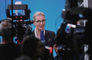 Journalistenverband fordert neuen medialen Umgang mit der AfD