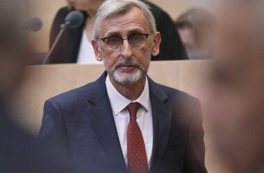 Schuster gegen "anlasslose Gesinnungsprüfung" von AfD-Mitgliedern