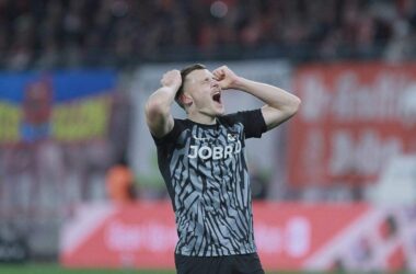 1. Bundesliga: Leverkusen-Remis in Freiburg lässt FCB jubeln
