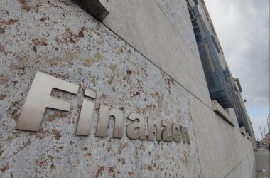 Steuerschätzung: Prognose erneut nach unten geschraubt