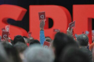 Ex-Fraktionschef bringt neues SPD-Grundsatzprogramm ins Spiel