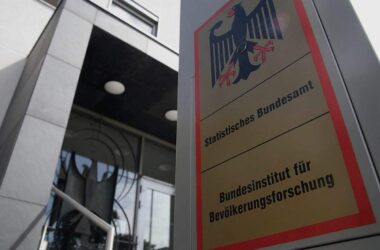 Destatis: Beantragte Regelinsolvenzen im April gestiegen