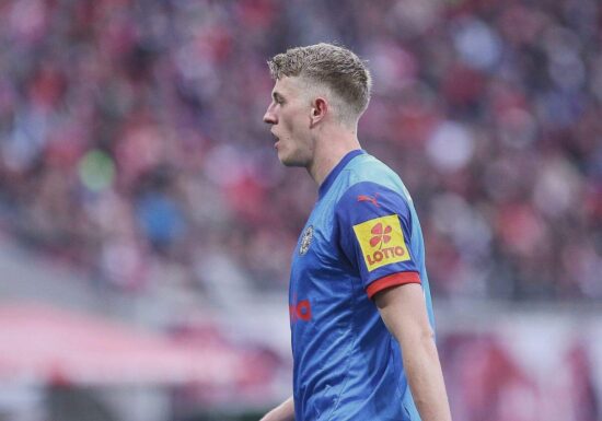 1. Bundesliga: Kiel schöpft in Augsburg neue Hoffnung gegen Abstieg
